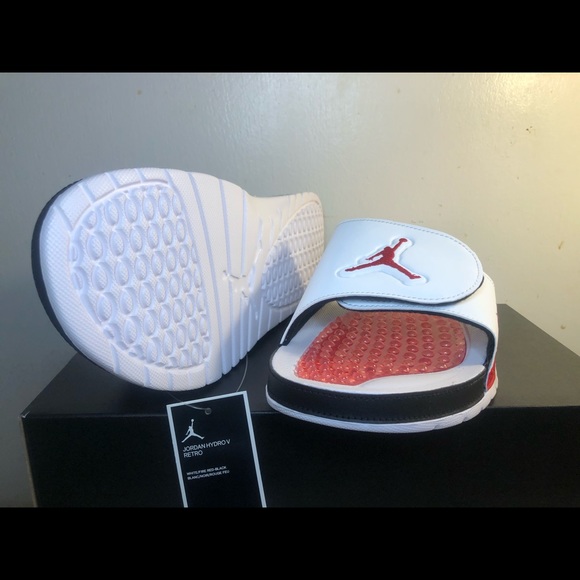 ⚠️SOLD⚠️Jordan Hydro V Retro Slides Size 10 - Picture 1 of 8
